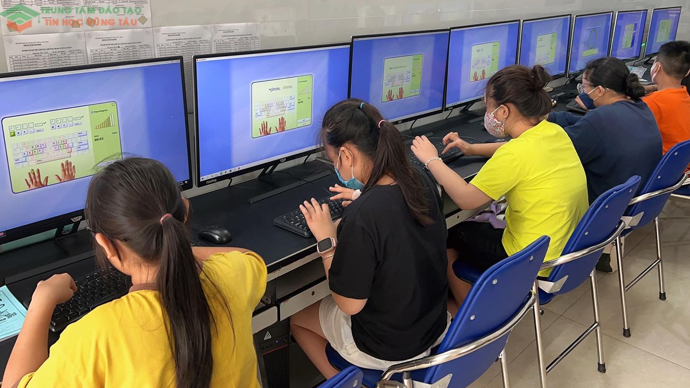 Dạy kèm luyện gõ 10 ngón cho học sinh lớp 4 tại Vũng Tàu