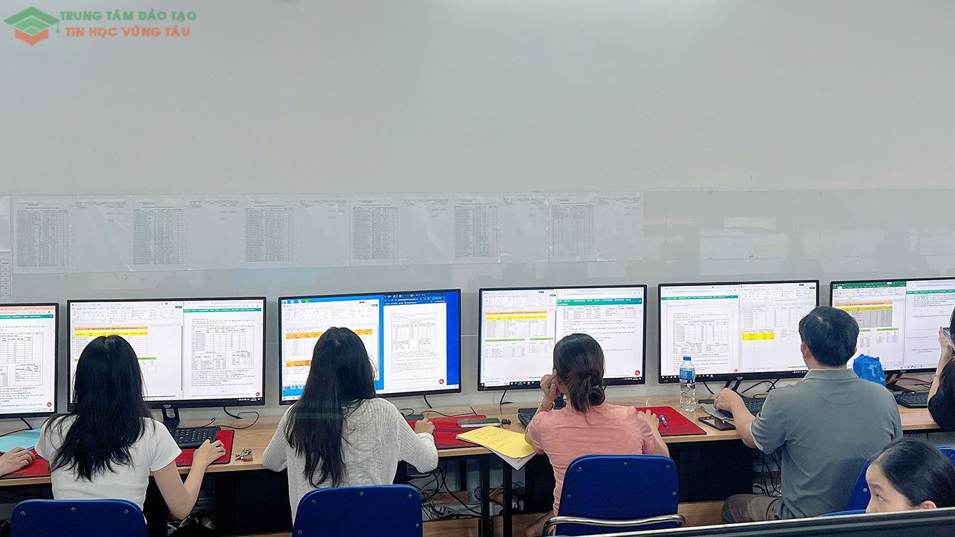 Kháo học tin học văn phòng cho người lớn tuổi vũng tàu